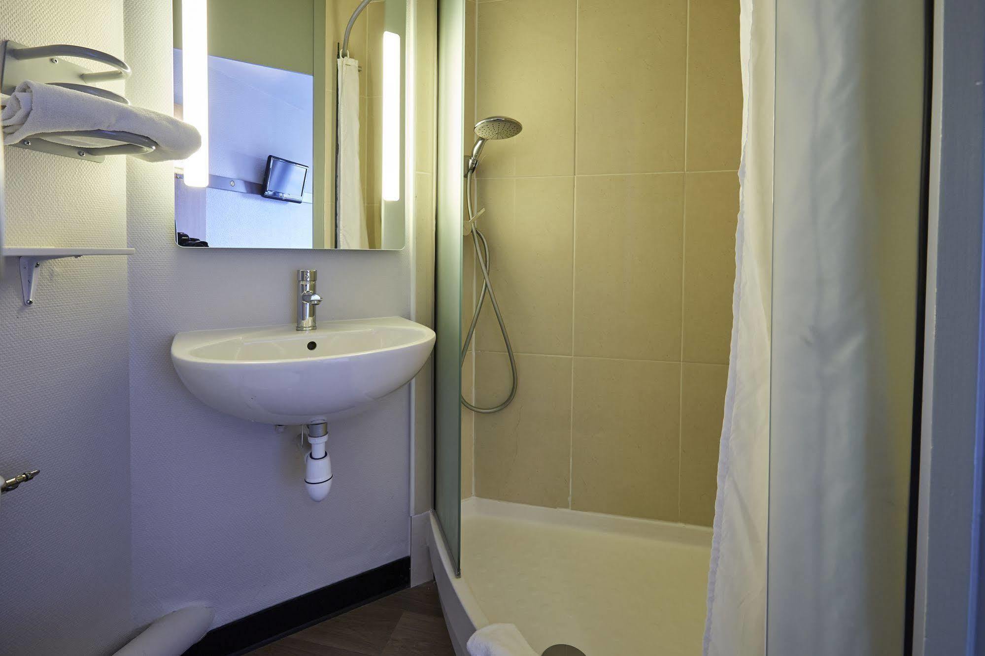 B&B Hotel Montpellier 1 圣让德韦达 外观 照片